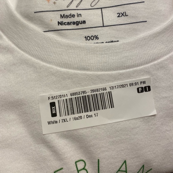 🆕 Disney Peter Pan Neverland Inspired Graphic Print Short Sleeve T-Shirt, NWT - Picture 6 of 6